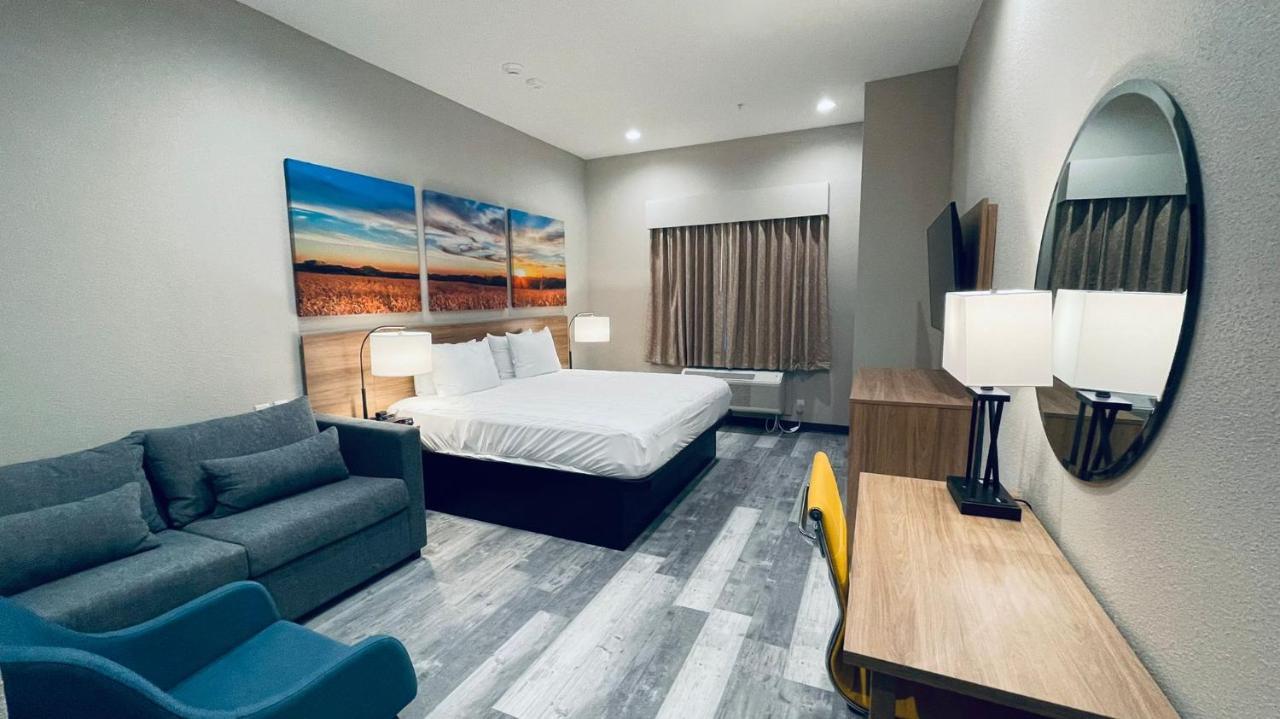 Days Inn & Suites By Wyndham Greater Tomball Εξωτερικό φωτογραφία
