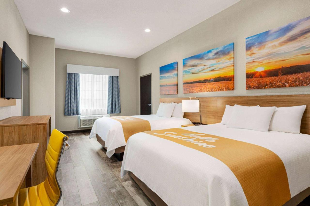 Days Inn & Suites By Wyndham Greater Tomball Εξωτερικό φωτογραφία