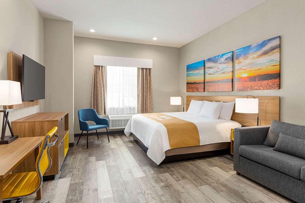 Days Inn & Suites By Wyndham Greater Tomball Δωμάτιο φωτογραφία